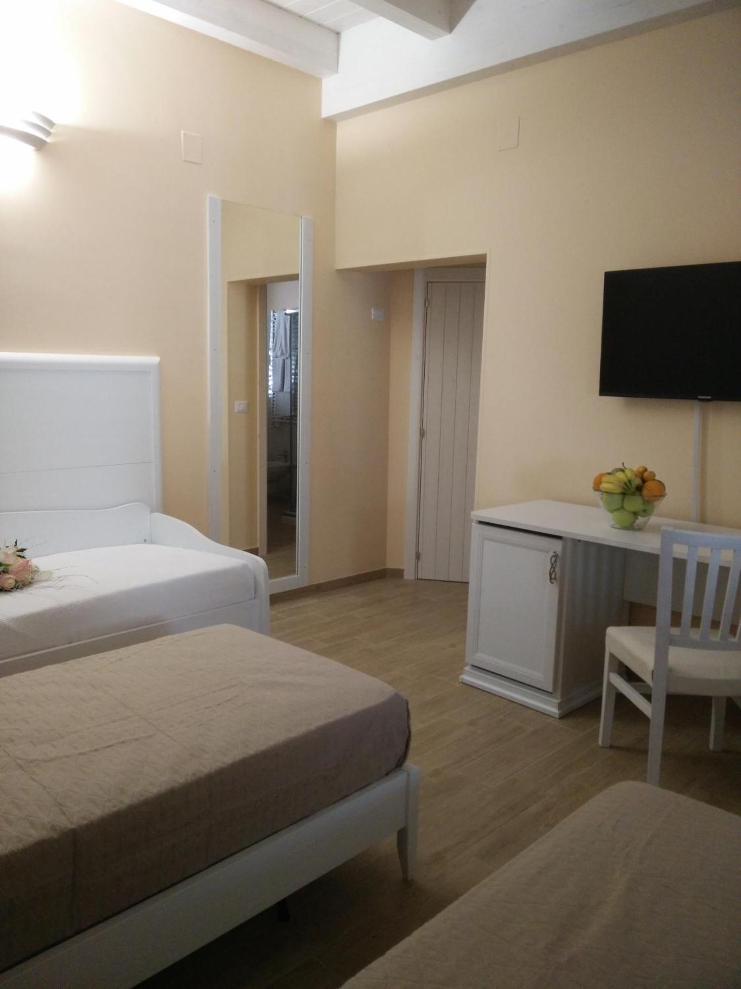 Le Camelie Bed & Breakfast Marina di Ginosa Phòng bức ảnh