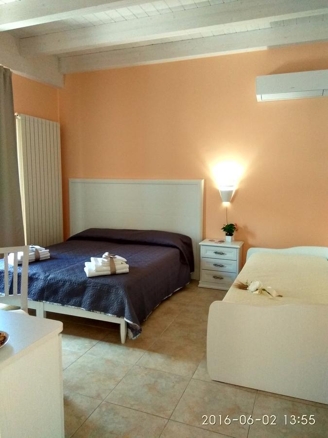 Le Camelie Bed & Breakfast Marina di Ginosa Phòng bức ảnh