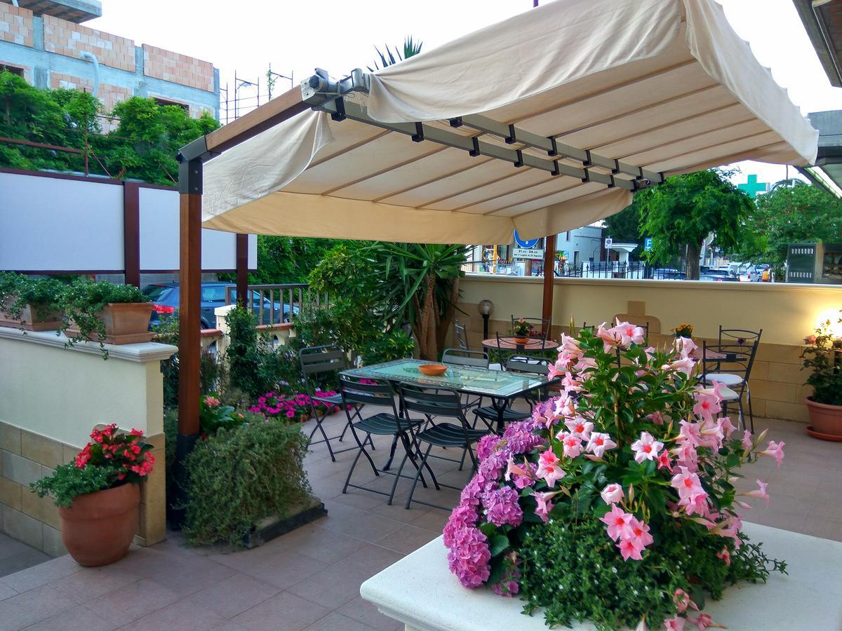 Le Camelie Bed & Breakfast Marina di Ginosa Ngoại thất bức ảnh