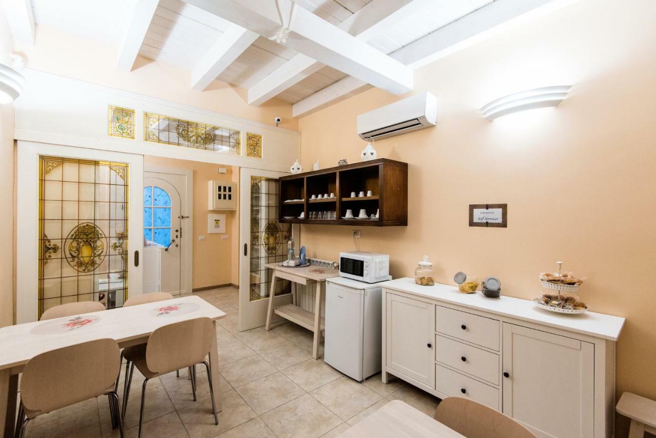 Le Camelie Bed & Breakfast Marina di Ginosa Ngoại thất bức ảnh